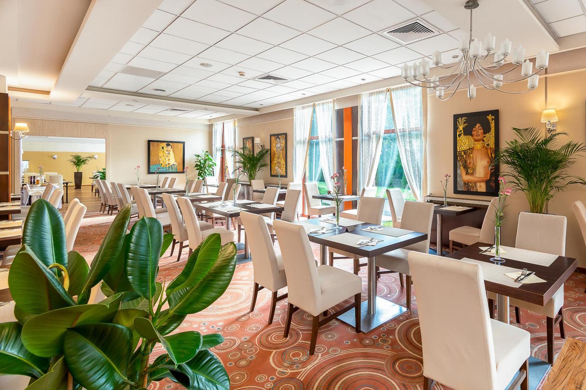 Hotel Medical Spa Malinowy Zdroj Solec-Zdrój Exteriör bild